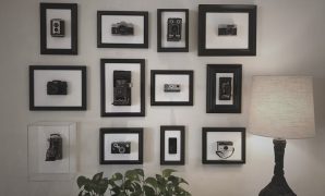Intip Inspirasi Dekorasi Bingkai Foto di Ruang Tamu